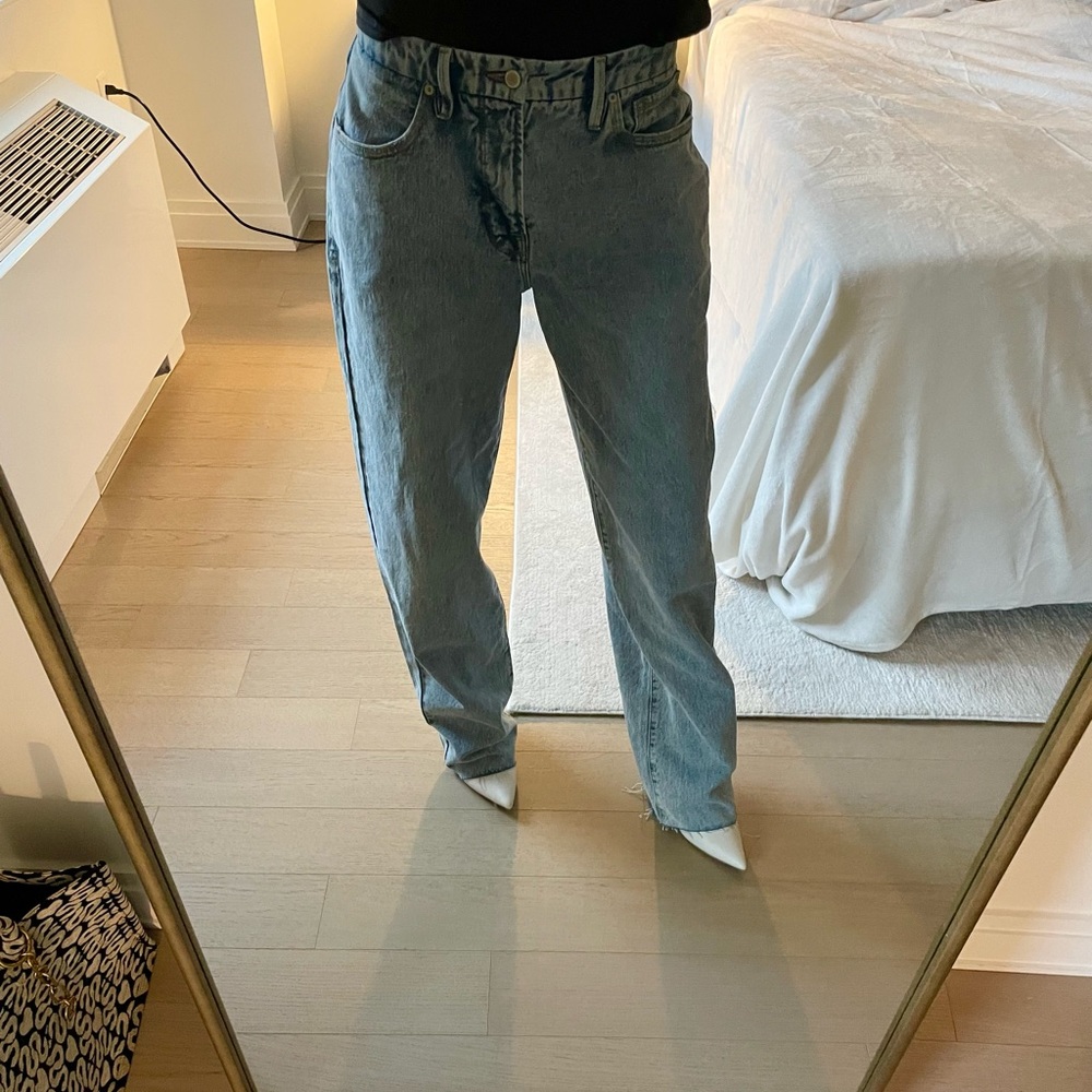Good American low rise 90s boyfriend jeans